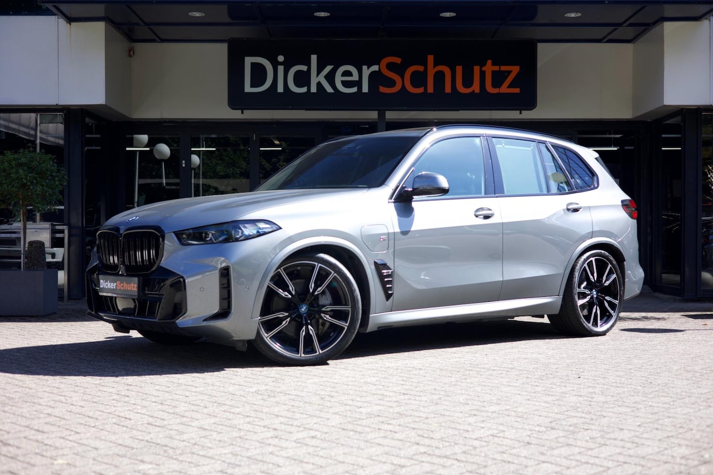 BMW X5 - XDrive50e M Sport| Pano | Harman - AutoWereld.nl