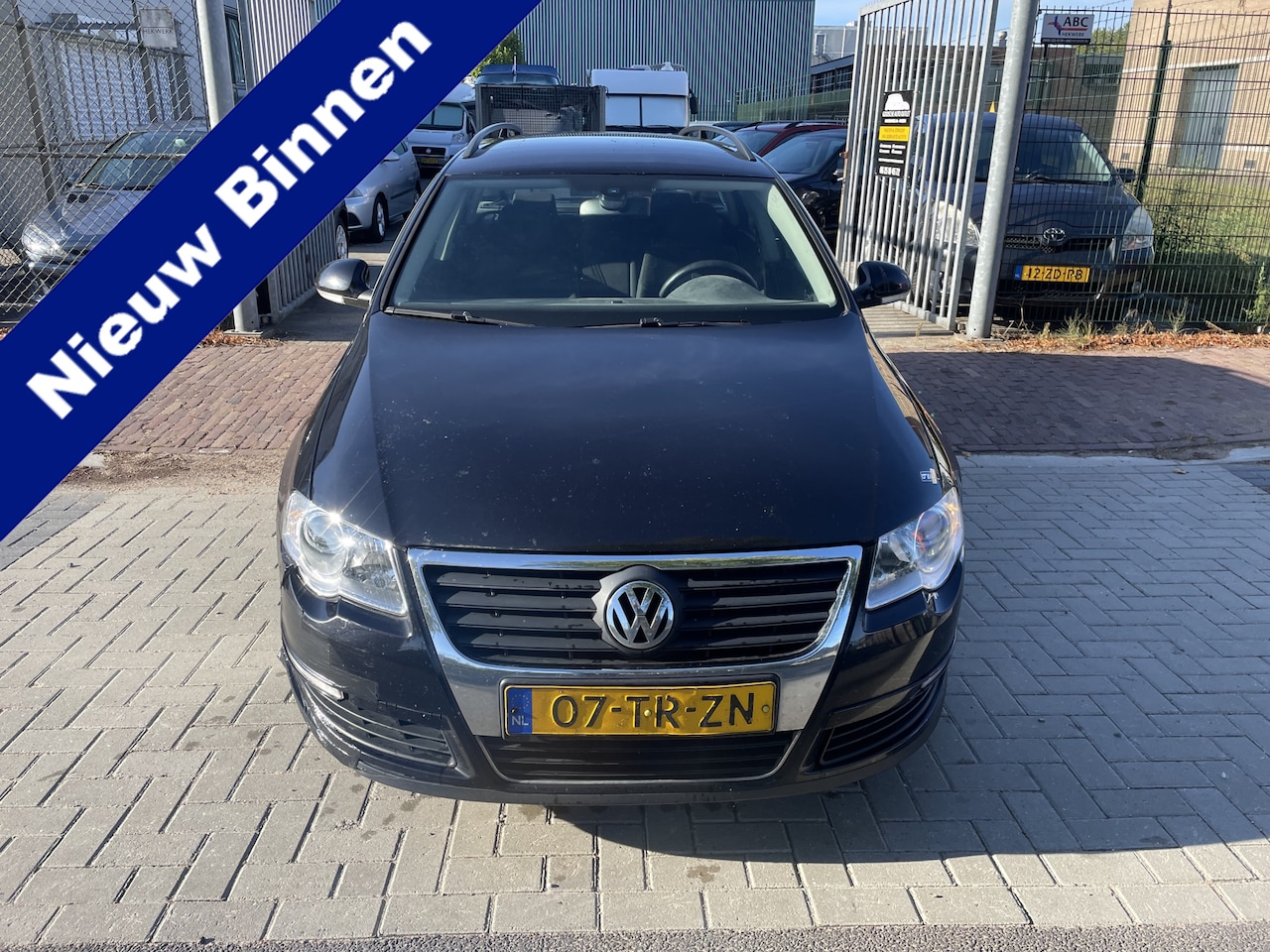 Volkswagen Passat Variant - 2.0 FSI Comfortline Handel/ export apk oké loopt en rijdt nieuw parkeer schade 1400 - AutoWereld.nl