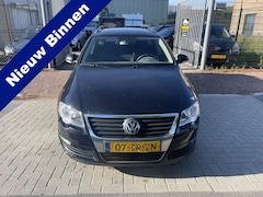 Volkswagen Passat Variant - 2.0 FSI Comfortline Handel/ export apk oké loopt en rijdt nieuw parkeer schade 1400