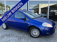 Fiat Grande Punto - 1.4 Dynamic 5 Drs. / Cruise / Airco / Trekhaak