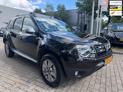 Dacia Duster - 1.2 TCe 4x2 Lauréate airco, cruise, elec pakket, navi, leder, multi-stuur, dakdragers, sto