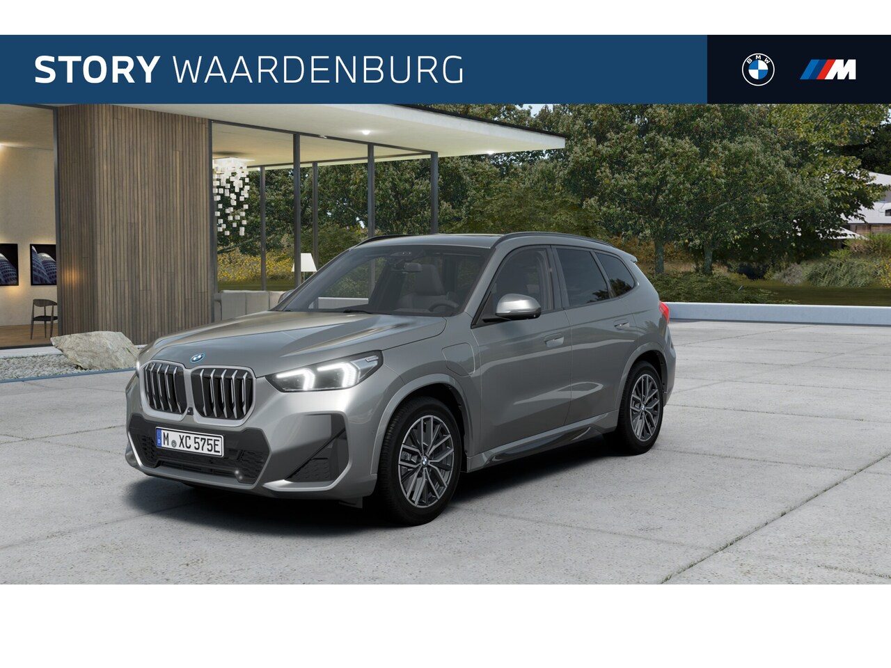 BMW X1 - xDrive25e High Executive M Sport Automaat / Panoramadak / Trekhaak / Sportstoelen / Adapti - AutoWereld.nl
