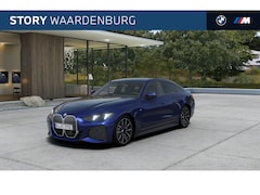 BMW i4 - eDrive35 M Sport / Achteruitrijcamera / Comfort Access / Active Cruise Control / Parking A