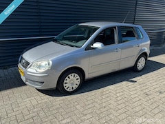 Volkswagen Polo - 1.4-16V Sportline NW APK Airco Lage Km 5D 4 Electrisch Ramen Trekhaak