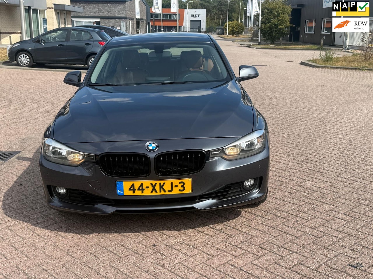 BMW 3-serie - 320i Executive 320i Executive - AutoWereld.nl