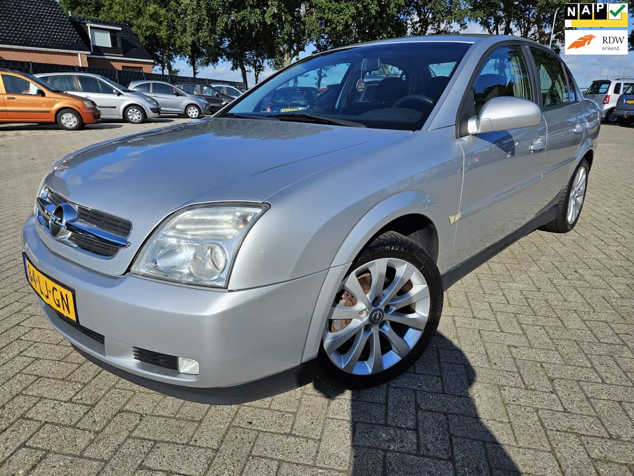 Opel Vectra - 1.8-16V Elegance 2003. Airco/Cruise/Mistlampen/Trekhaak etc.. APK 02-2026 - AutoWereld.nl