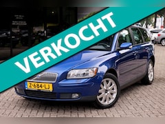Volvo V50 - 2.5 T5 AWD Kinetic/Carplay/Stoelverwarming/Trekhaak/Youngtimer