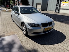 BMW 3-serie Touring - 318d zeer nette auto leer navigatie