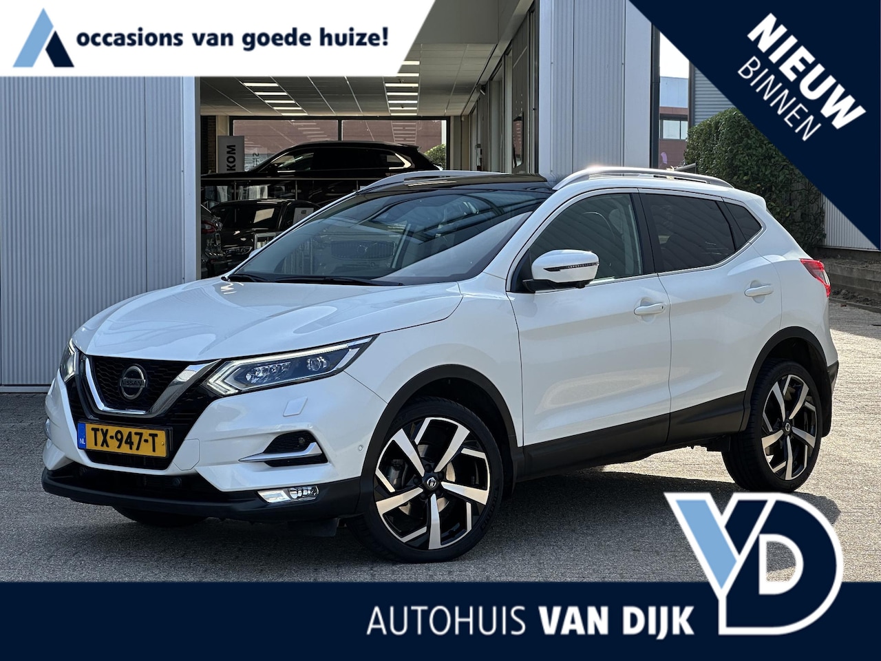 Nissan Qashqai - 1.2 Tekna | Leder/Pano-dak/19-inch/Navi/Camera/Cruise - AutoWereld.nl