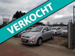 Hyundai i20 - 1.4i DynamicVersion