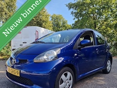 Toyota Aygo - 1.0-12V +