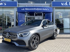 Mercedes-Benz GLC-klasse Coupé - 200 Business Solution AMG | Facelift | Stoelverwarming | Pano | Achteruitrijcamera | Elekt