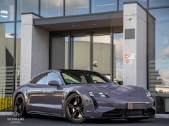 Porsche Taycan - Turbo S 105 kWh / Org. NL / Burmester / Sport-Chrono / HUD / Ceramic / InnoDrive