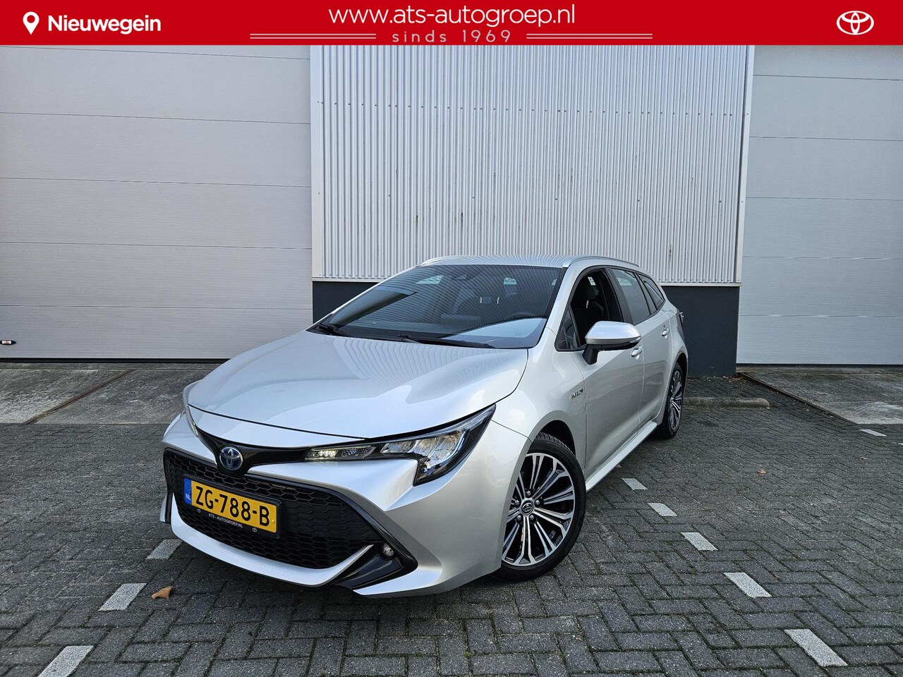 Toyota Corolla Touring Sports - 1.8 Hybrid First Edition 1.8 Hybrid First Edition , dealerkwaliteit, org NL, winterwielenset erbij - AutoWereld.nl