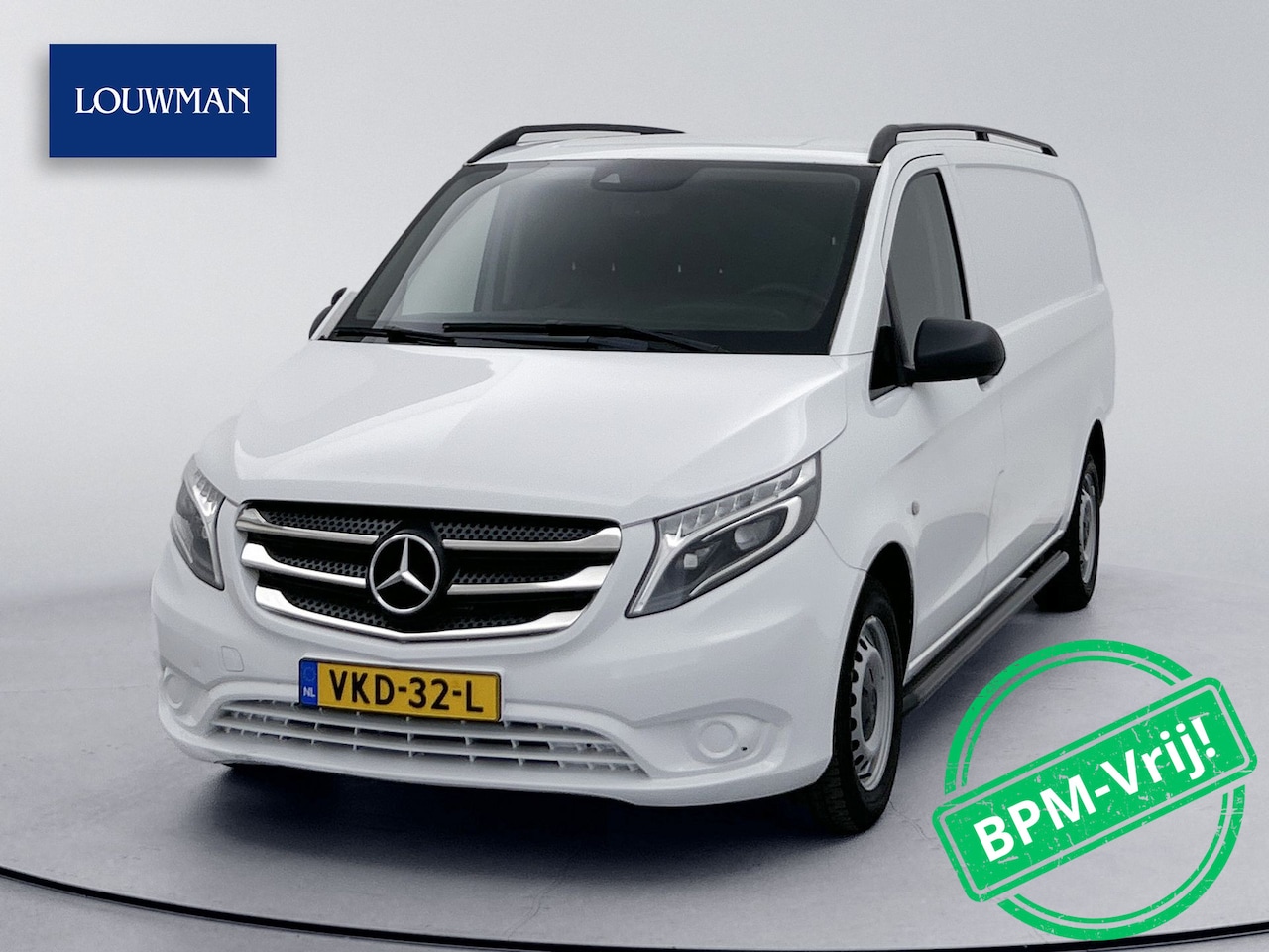 Mercedes-Benz Vito - 114 CDI Extra Lang Led voor + achter Trekhaak Navigatie Achteruitrijcamera - AutoWereld.nl