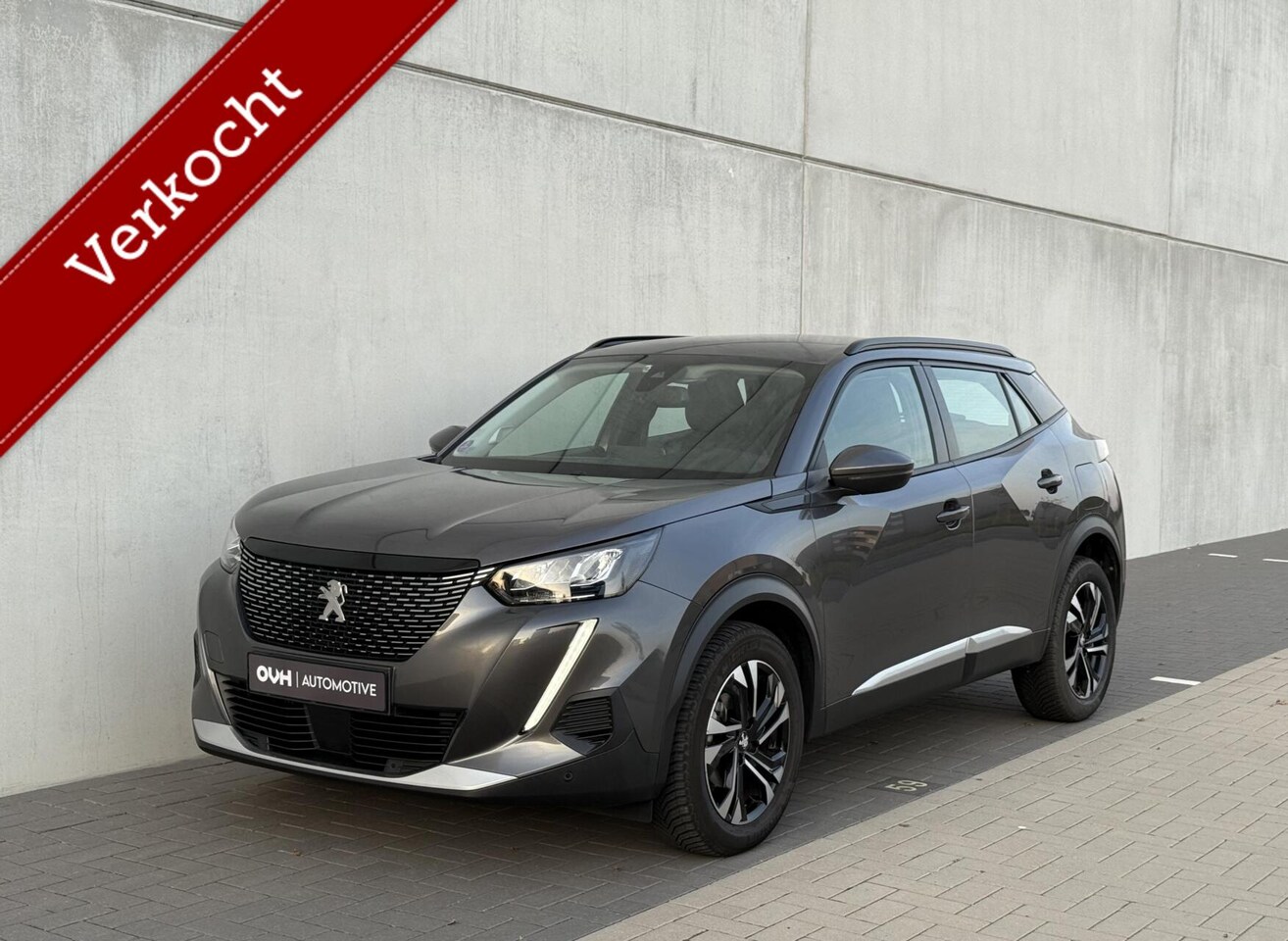 Peugeot 2008 - 1.2 Allure - virtual - cam - CarPlay - dealer o - AutoWereld.nl