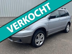 Mitsubishi Outlander - 2.0 Invite plus
