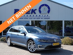 Volkswagen Passat Variant - 1.4 TSI GTE PANO | H-LEER | TREKH. | DODE HOEK | ACC | VIRTUAL