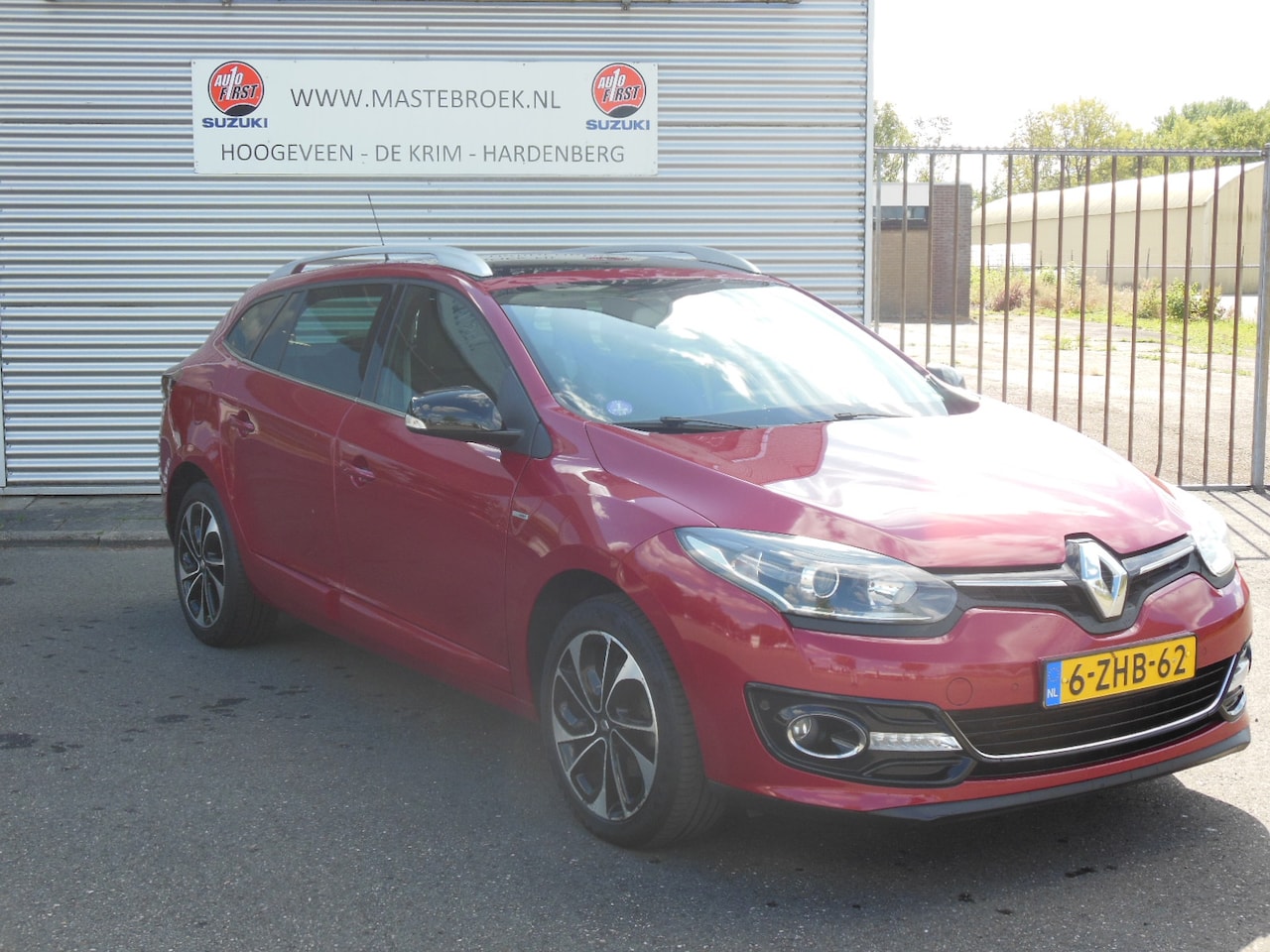 Renault Mégane Estate - 1.2 TCe Bose Staat in Hoogeveen - AutoWereld.nl