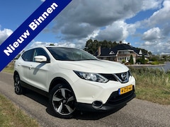 Nissan Qashqai - 1.2 Connect Edition Camera / Clima / Navigatie / Wit Metallic Topstaat