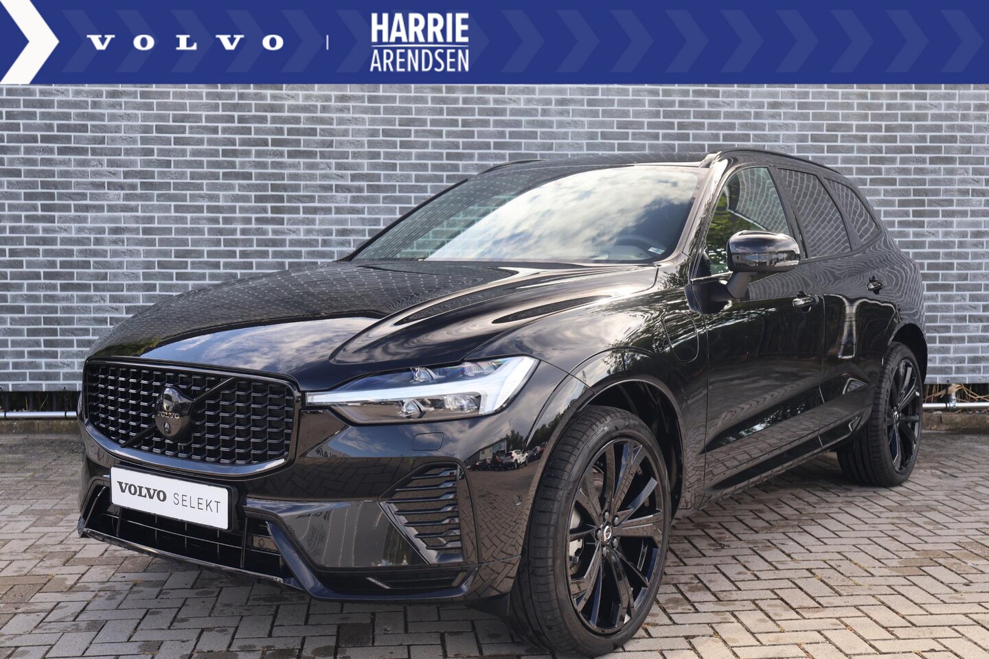Volvo XC60 - 2.0 T8 Plug-in hybrid AWD Plus Black Edition | Adaptieve Cruise Control | Panoramadak | Bo - AutoWereld.nl