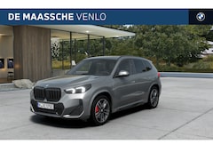 BMW X1 - xDrive30e High Executive M Sport Automaat / Trekhaak / Sportstoelen / Adaptieve LED / M Ad