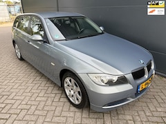 BMW 3-serie Touring - 318i/Automaat/cruise/Bluetooth/trekhaak