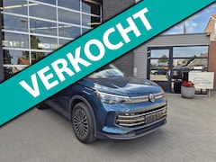 Volkswagen Tiguan - 1.5 eHybrid 150kw ELEGANCE , zwenkbare trekhaak, app connect, all seasonbanden, camera