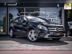 Mercedes-Benz GLA-Klasse - 200 Ambition Trekh|Cruise|Navi|Bi-Xenon|PDC|