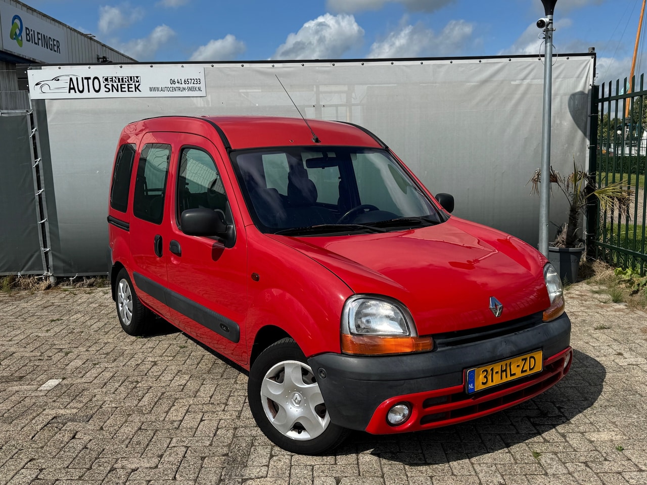 Renault Kangoo - 1.4 Privilège - NWE APK - Airco - AutoWereld.nl