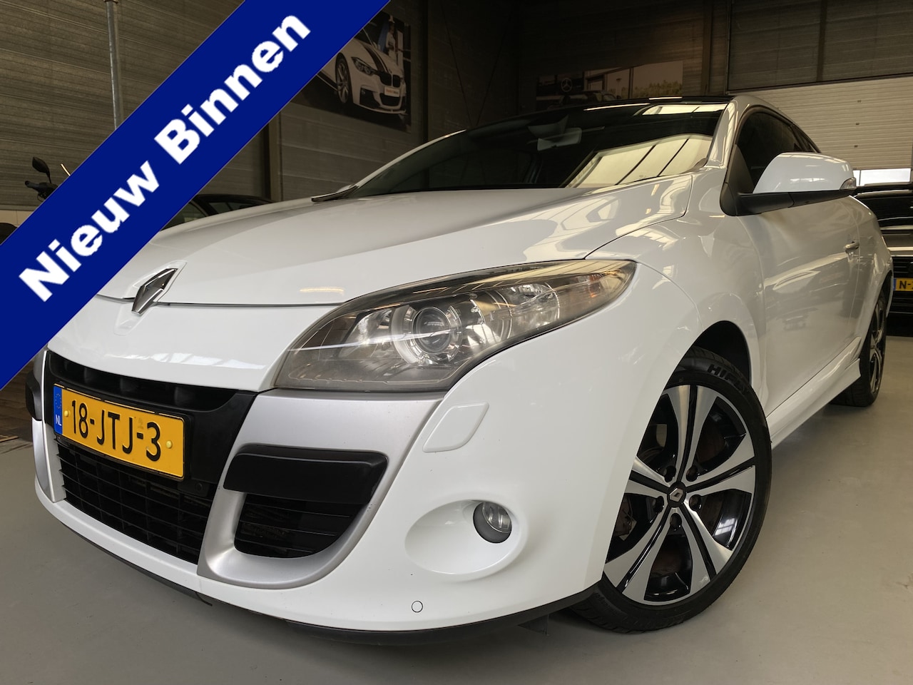 Renault Mégane Coupé - 1.4 TCe Sélection Business Sport 1.4 TCe Sélection Business Sport Airco, Pano, Navigatie - AutoWereld.nl