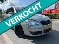 Volkswagen Polo - 1.4-16V Trendline BJ 2006, AIRCO, CRUISE CONTROL, SPORTVELGEN