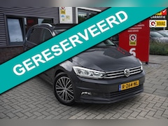 Volkswagen Touran - 1.5 TSI Comfortline 7p / Lederen bekleding / Stoelverwarming / Pano / Elek. voorstoelen /