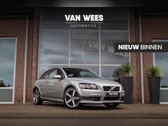 Volvo C30 - 2.4i Kinetic Sport-pakket | Origineel NL | 5 cilinder | 170 pk | Navi | Dynaudio | 18 inch