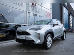 Toyota Yaris Cross - 1.5 Hybrid Dynamic | Camera | Sensoren voor en achter