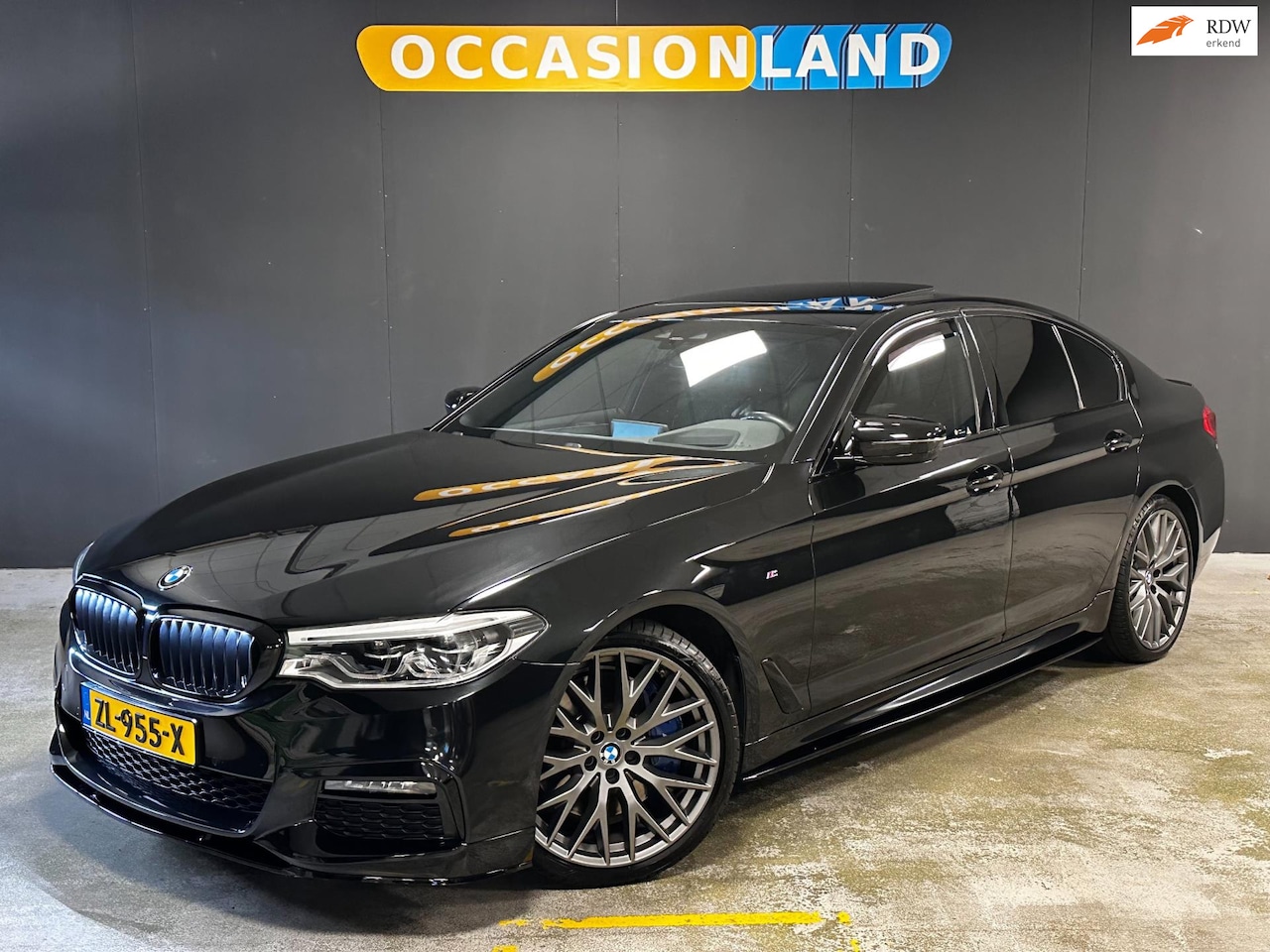 BMW 5-serie - 540i High Executive Edition M-Sport|SCHUIFDAK|LED|HK|HUD|MEMORY|SFEER|CARPLAY| - AutoWereld.nl