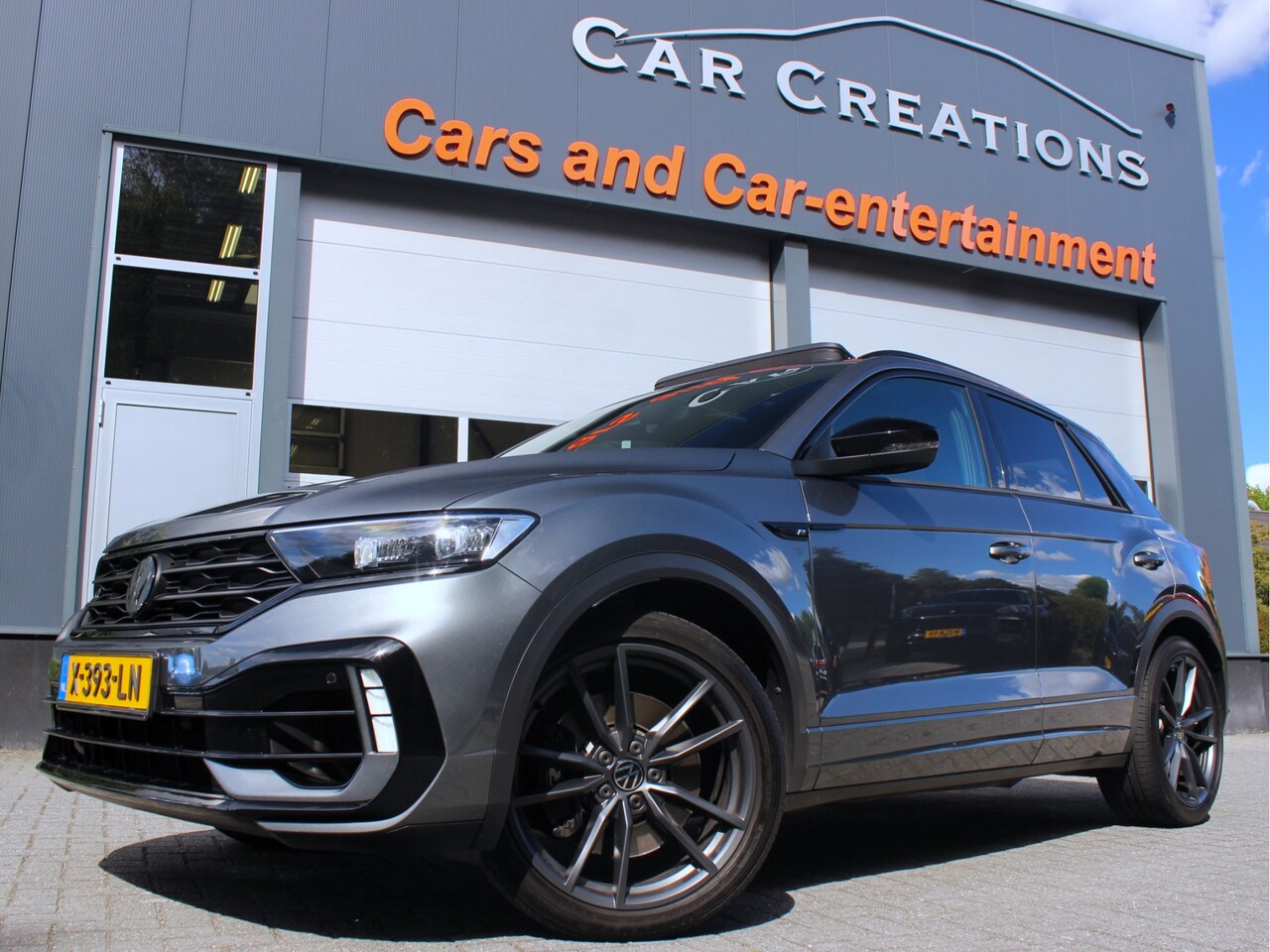 Volkswagen T-Roc - 2.0 TSI 4Motion R Panoramadak ACC DSG Virtual Cockpit - AutoWereld.nl