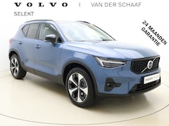 Volvo XC40 - B3 177pk Plus Dark / Elektr. Stoelen / 19'' / Harman&Kardon / Noodreservewiel / Getint gla