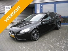 Volvo V40 - 1.6 T3 150PK Momentum