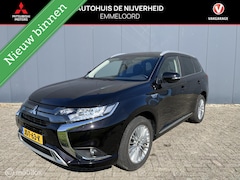 Mitsubishi Outlander - 2.4 PHEV Pure +