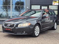 Volvo V70 - 2.0T Momentum AUTOMAAT/AIRCO/CR CONTROL/NAP/NAVI