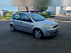 Ford Fiesta - 1.4-16V First Edition