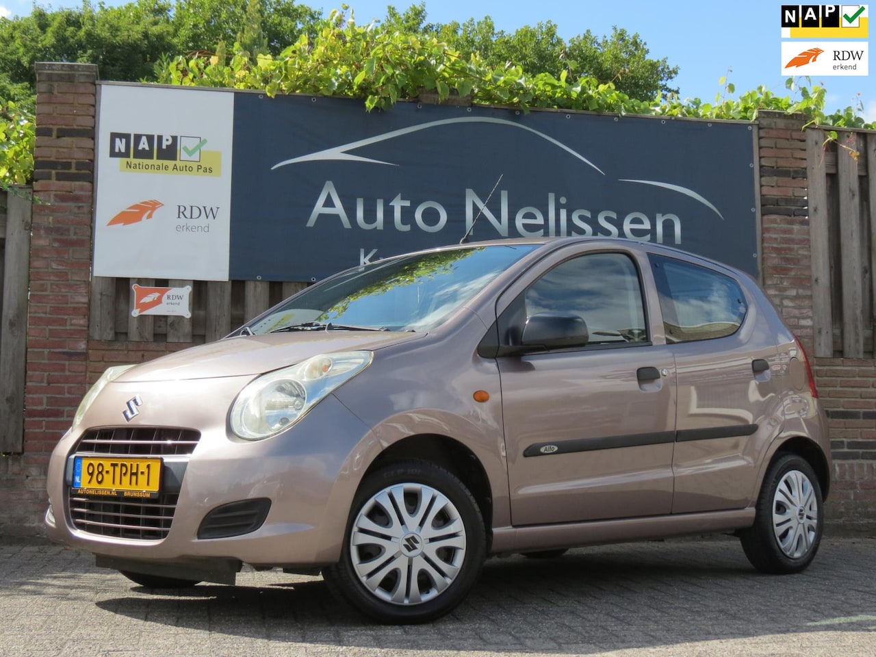 Suzuki Alto - 1.0 Comfort | 1e EIGENAAR | UNIEKE KILOMETERSTAND SLECHTS 10.174KM NAP | LOGISCHE NAP | EL - AutoWereld.nl