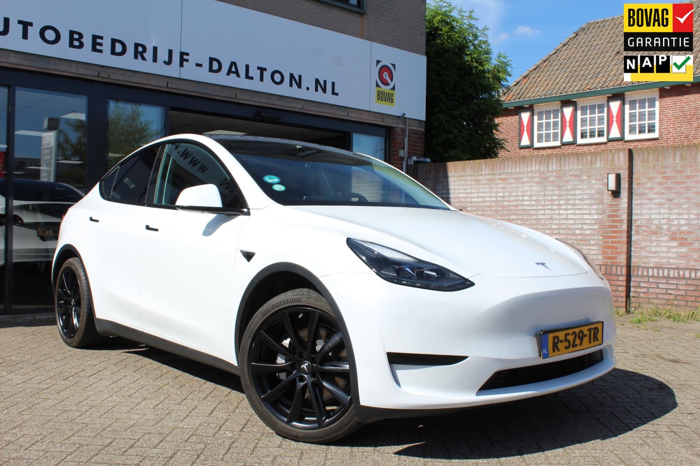Tesla Model Y - RWD 60 kWh TREKHAAK / 20"LM - AutoWereld.nl