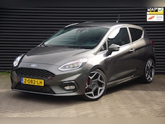 Ford Fiesta - 1.5 ST-3 | B&O | Stage 2 + Downpipe & Powerflex | Zeer goed onderhouden |