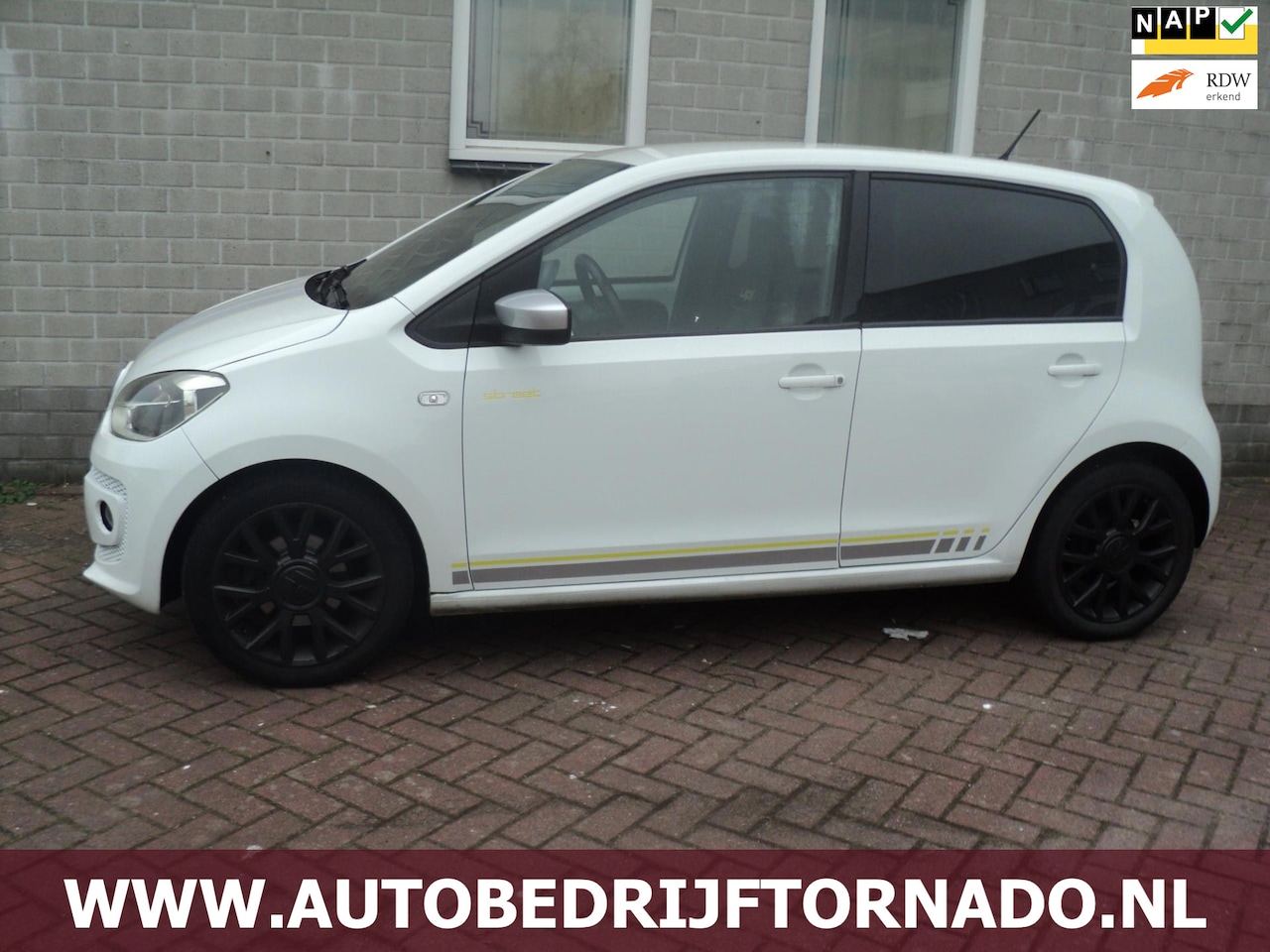 Volkswagen Up! - 1.0 high BlueMotion bomvol bj2016 - AutoWereld.nl