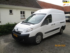 Toyota ProAce - 2.0D L2H2 2.0 HDI Prijs is MARGE