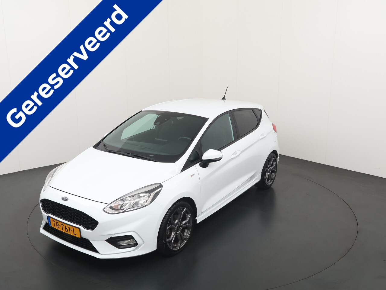 Ford Fiesta - 100PK EcoBoost ST-Line | Trekhaak | Cruise | Voorruitverwarming | Parkeersens. Achter - AutoWereld.nl