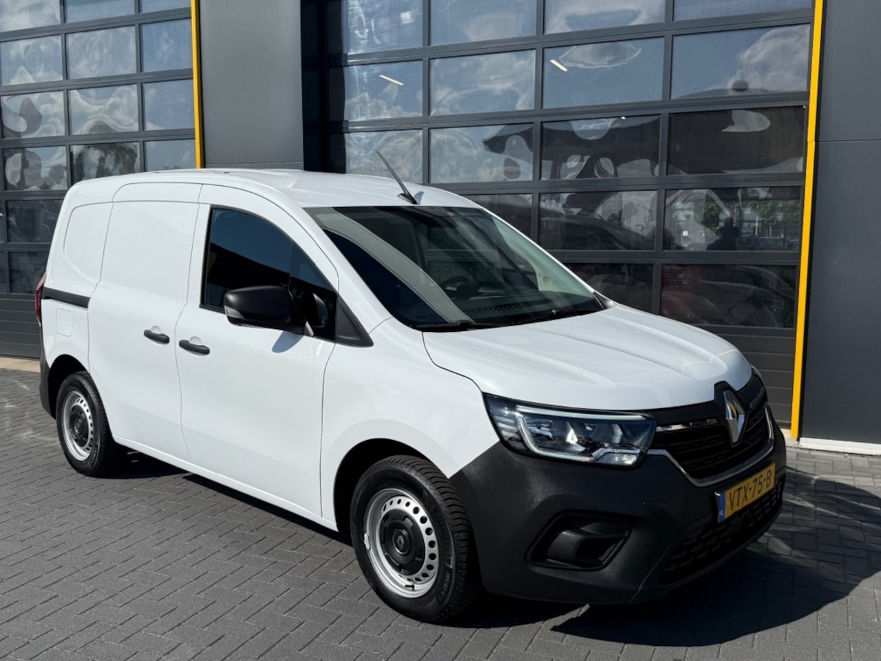 Renault Kangoo - 1.5 Blue dCi Comfort Navi Airco Cruise Trekhaak - AutoWereld.nl