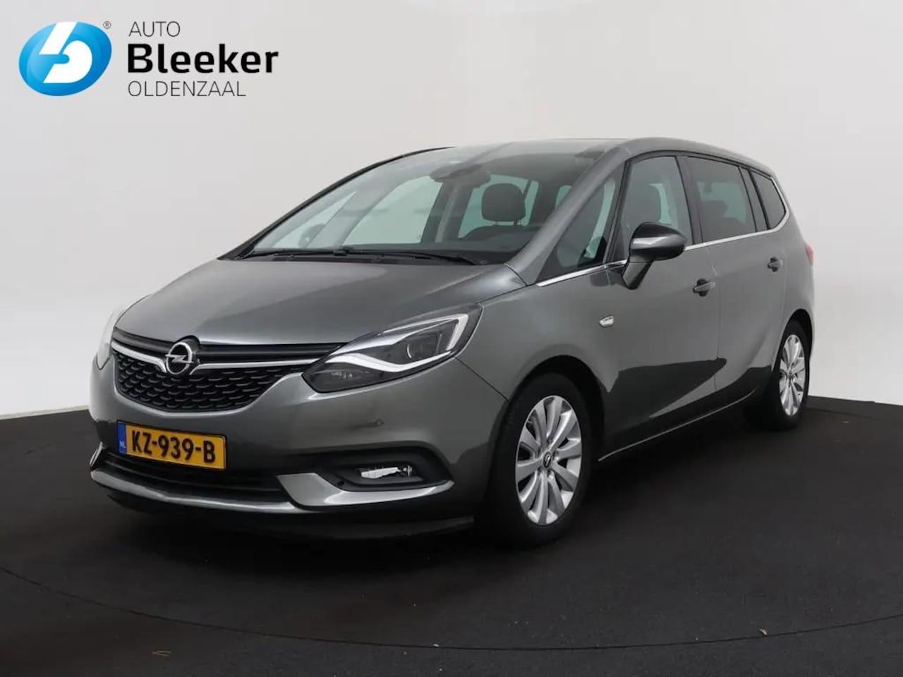 Opel Zafira - 1.4 T Business Executive 7p LED Navi Cruise Camera ACC Pano - AutoWereld.nl